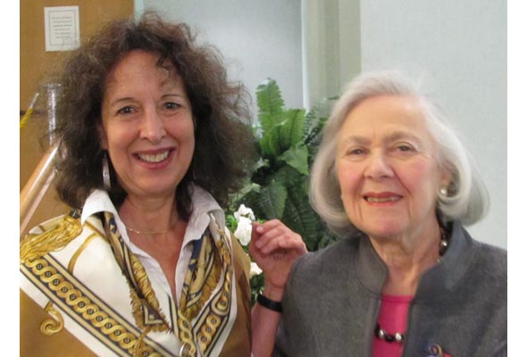 Sharon Gubbay Helfer (left) with  Beryl Moser. Together, the women  embarked on a storytelling journey. (Photo by Kristine Berey)